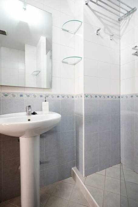 Apartamento Ayla Ayuntamiento Pamplona Kültér fotó
